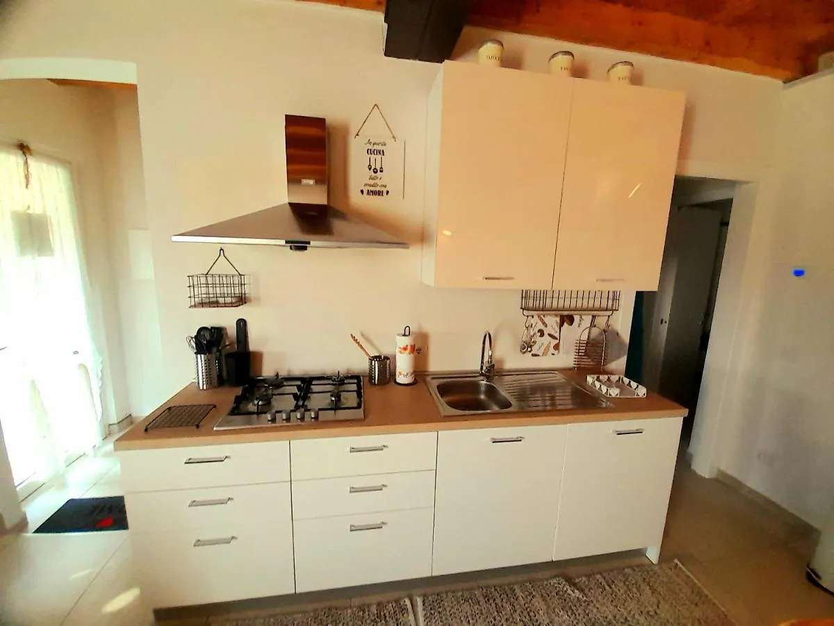 Les Amis Apartment Peschiera del Garda 0*,